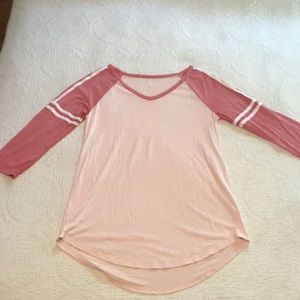 Baseball sleeve T-shirt